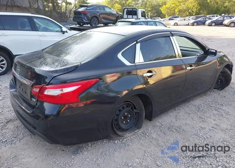 2016 Nissan Altima 2.5/2.5 S/2.5 Sl/2.5 Sr/2.5 Sv z USA, uszkodzony, nr VIN 1N4AL3AP2GN315118